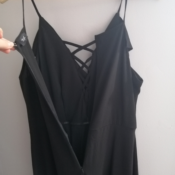 TRAC Black Maxi Dress - Picture 3 of 7